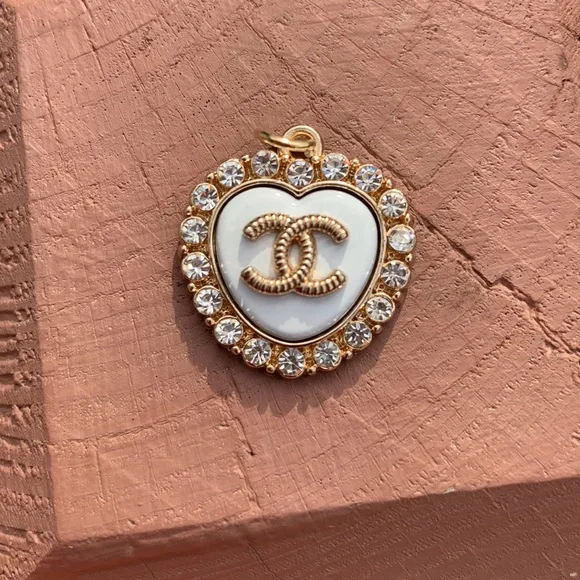 Stamped Luxury Pendant zipper pull - Picture 3 of 9